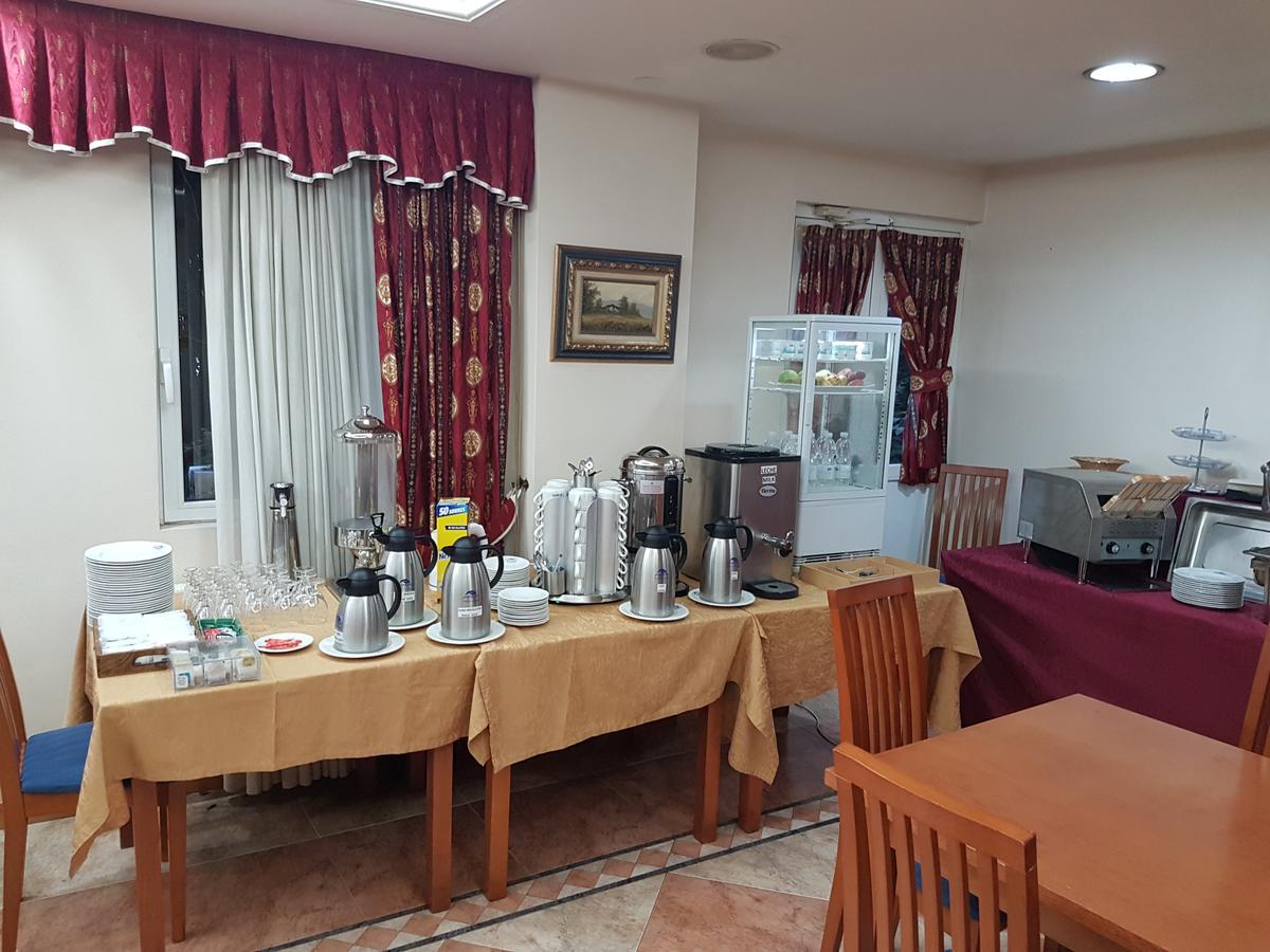 Hotel Camargo Igollo Dış mekan fotoğraf