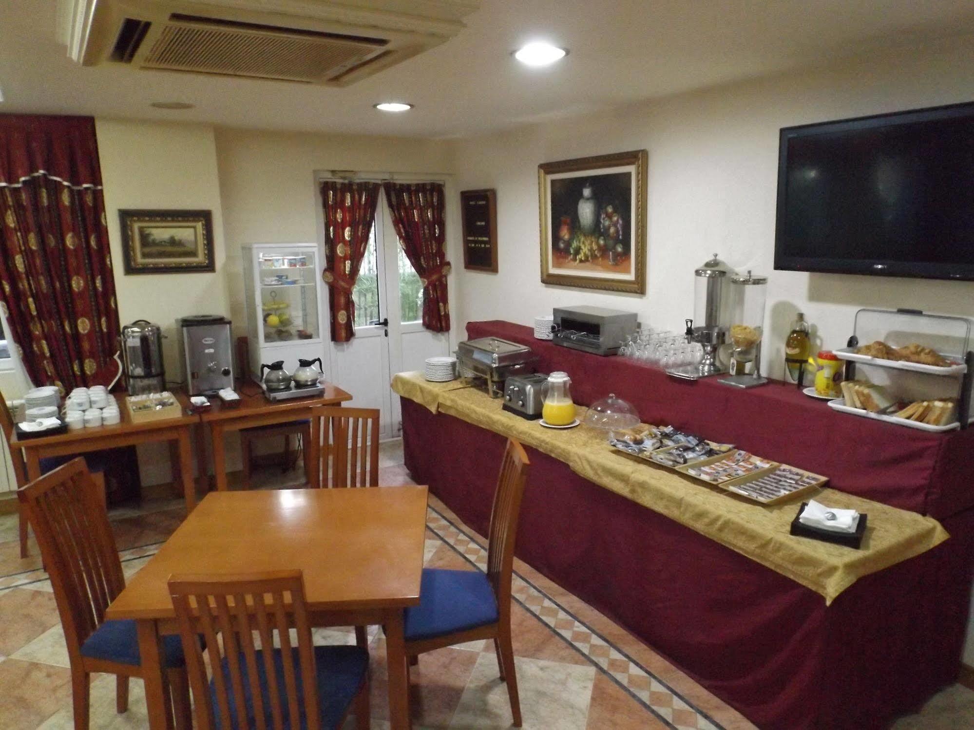 Hotel Camargo Igollo Dış mekan fotoğraf